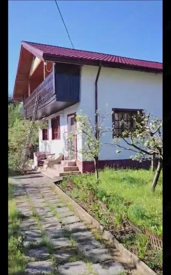 Casă cu 3 camere cu Teren 201 Mp în Falezei