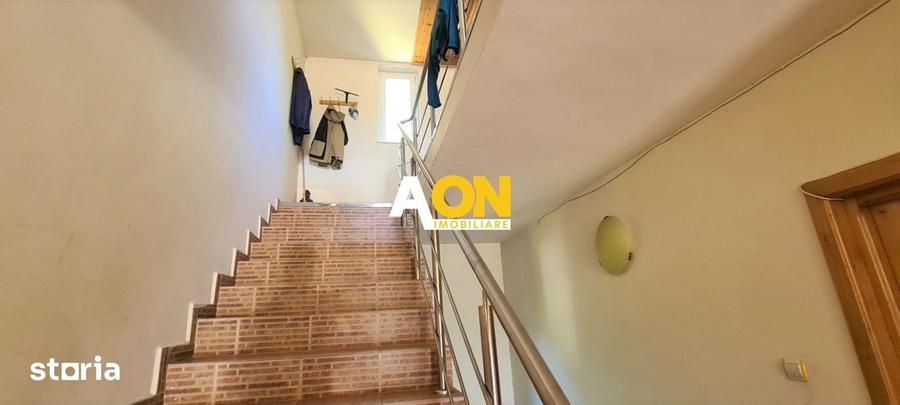 Casă cu 10 camere decomandat cu Teren 1000 Mp în Central