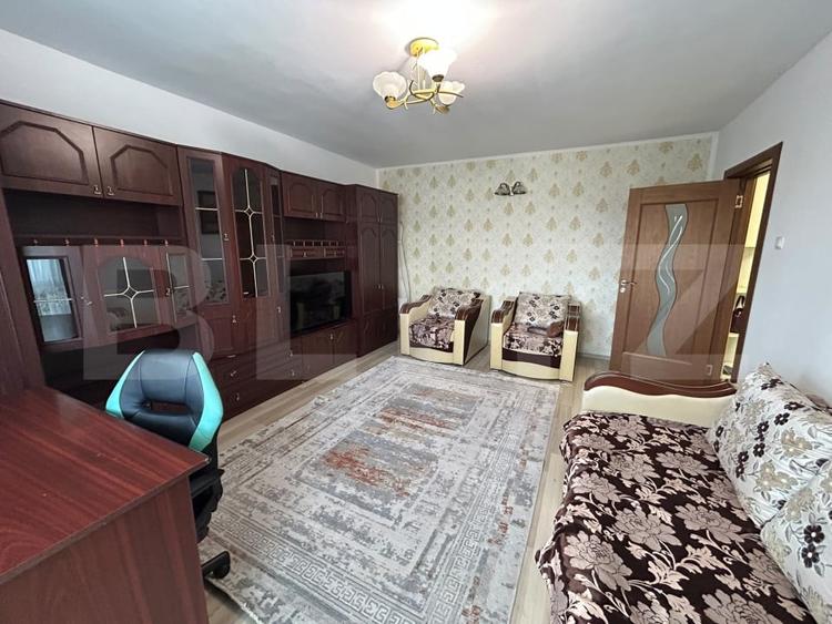 Apartament cu 2 camere decomandat, mobilat în Plopilor