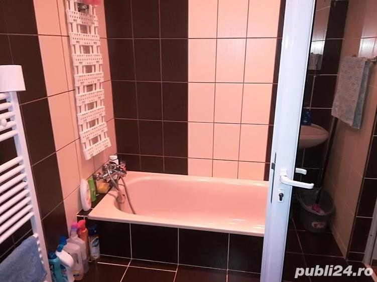 Casă cu 5 camere cu Teren 500 Mp în Central