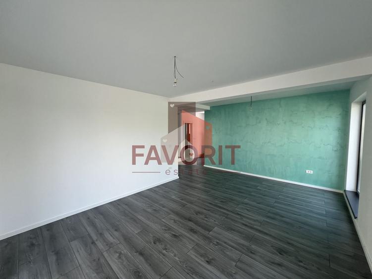 Duplex cu 5 camere cu Canalizare în Chișoda