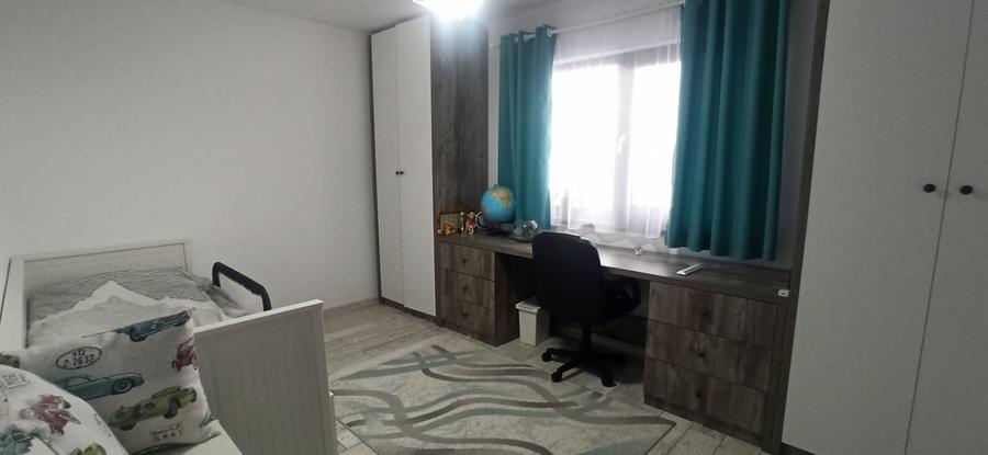 Casă individuală cu 4 camere cu Teren 500 Mp în Valea Lupului