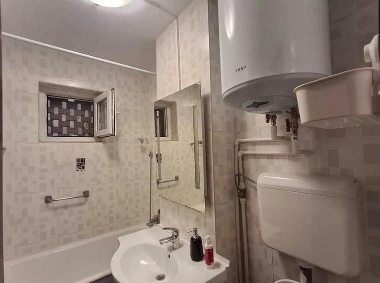 Apartament cu 2 camere semidecomandat, mobilat în Tineretului
