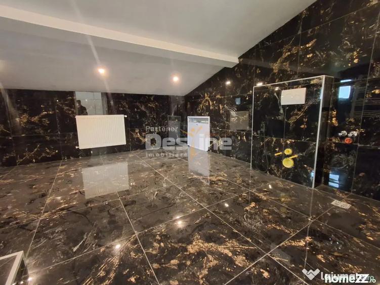 Casă cu 6 camere cu Teren 500 Mp în Valea Adâncă