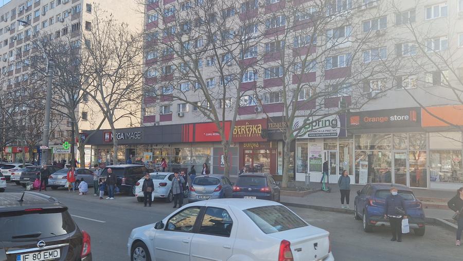 Spațiu comercial, de 70 mp, în Dristor
