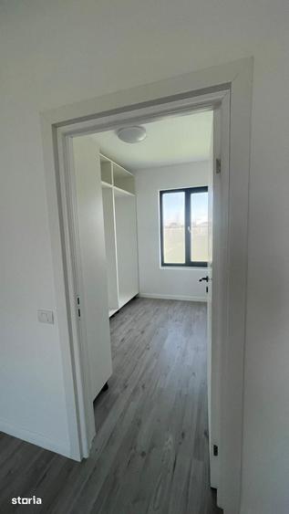Casă cu 3 camere cu Teren 440 Mp în Domnești