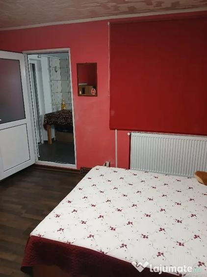 Casă cu 3 camere în Central