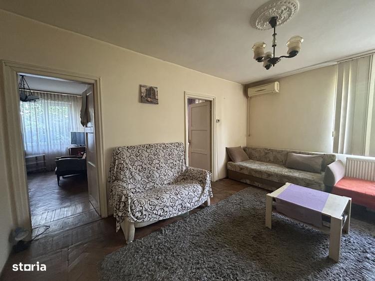 Apartament cu 3 camere, ultracentral. - 2
