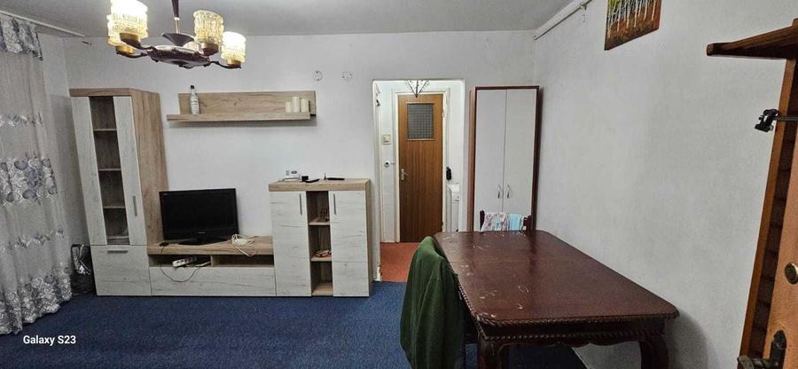 Apartament cu 2 camere semidecomandat, mobilat în Lujerului