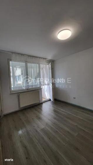 Apartament cu 3 camere, decomandat, parter, 2 balcoane- Zona Tudor