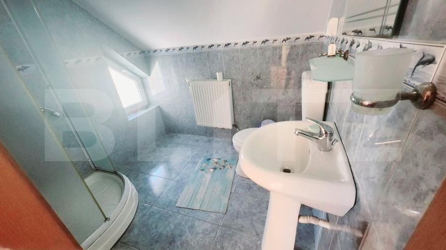 Apartament cu 3 camere decomandat, mobilat în Micești