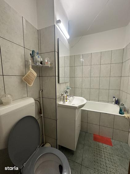 Apartament cu 2 camere decomandat în Republicii