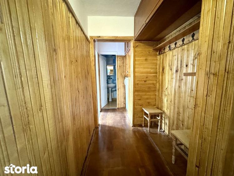 Apartament cu 4 camere decomandat, mobilat în Plopilor