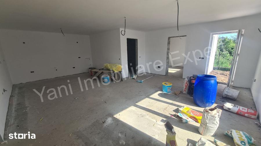 Casă cu 3 camere cu Teren 251 Mp în Central
