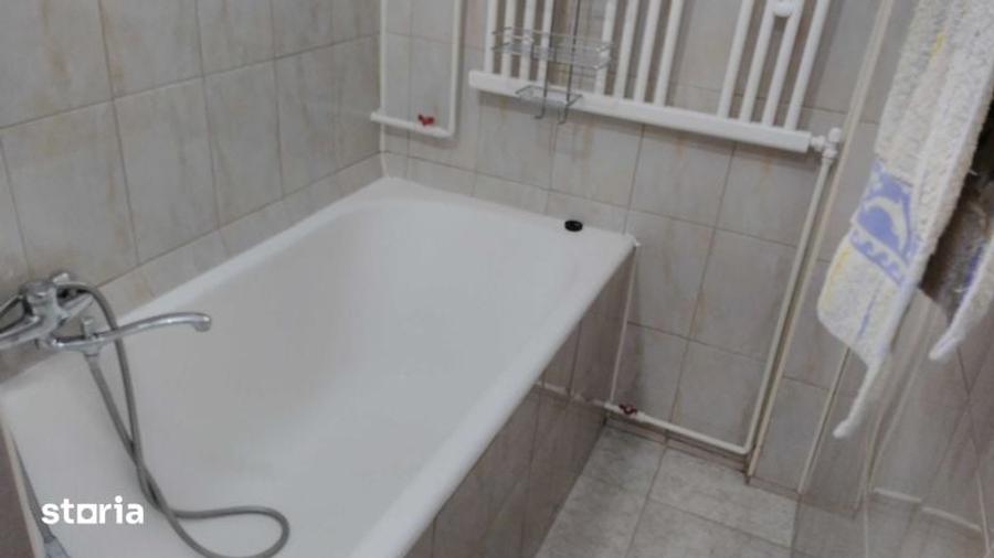 Garsonieră în Titan