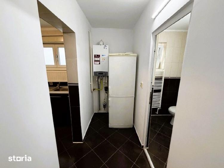 Apartament cu 3 camere decomandat în Nicolae Titulescu