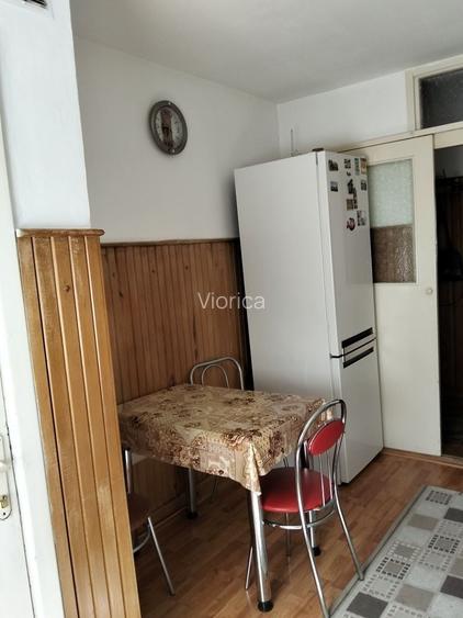 Inchiriez apartament