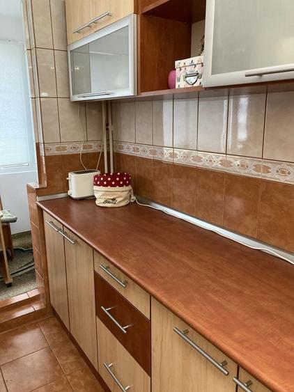 Apartament cu 3 camere decomandat, mobilat în Nicolae Grigorescu
