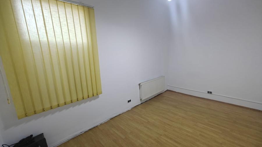 Casă cu 4 camere cu Teren 160 Mp în Marghiloman