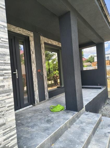 Casă cu 3 camere în Valu lui Traian