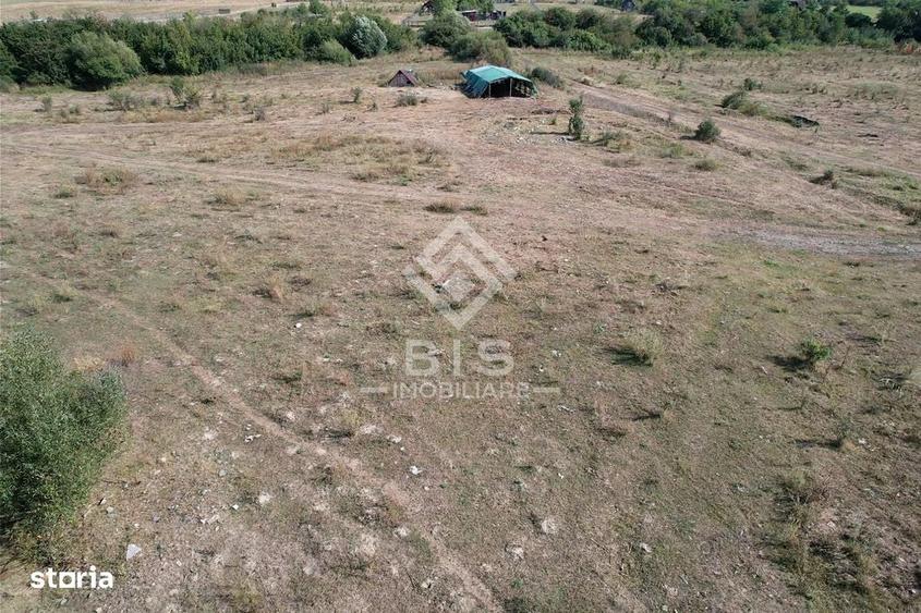 Oportunitate excelenta de investitie! Teren 12.600 mp. Unirea - 17