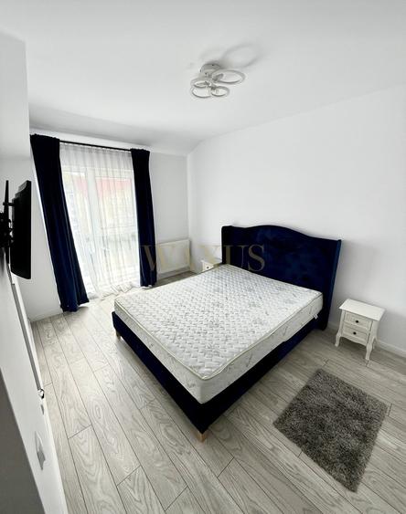 Apartament cu 2 camere semidecomandat, mobilat în Florești