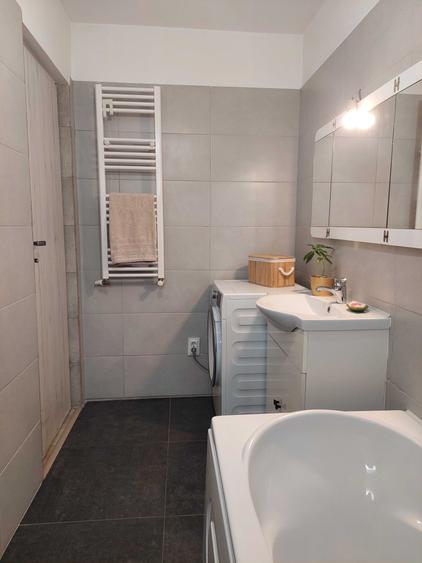 Vanzare apartament 3 camere zona Parc Bazilescu - 4