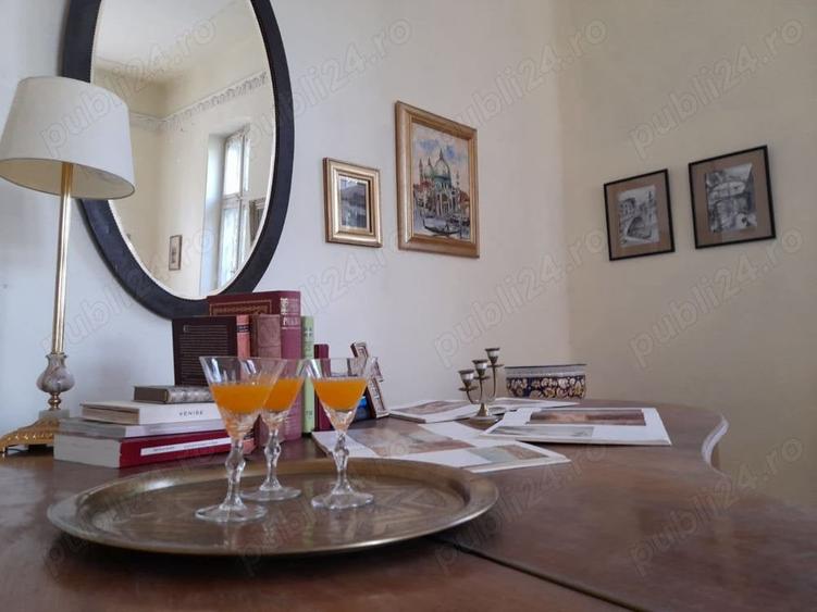 Casă cu 6 camere în Caracal
