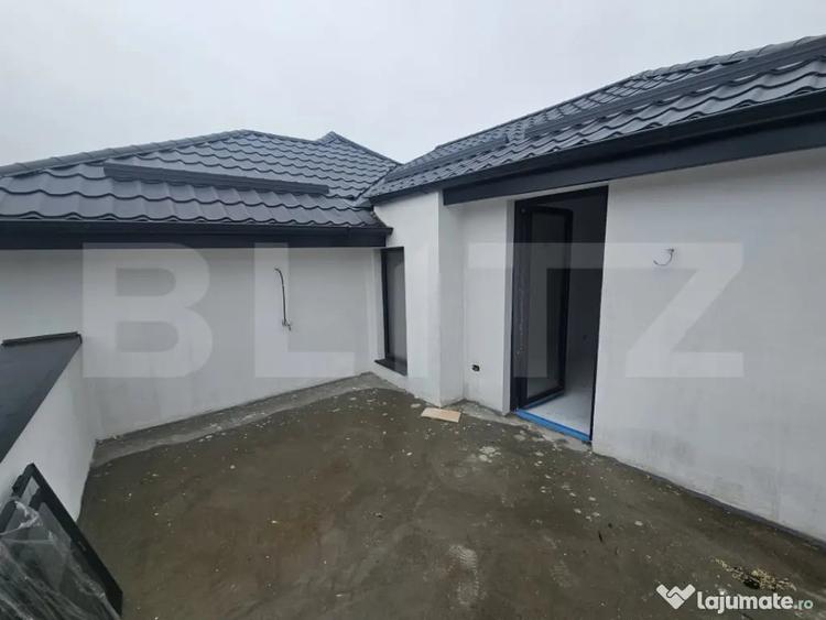 Casă cu 4 camere cu Teren 400 Mp în Central