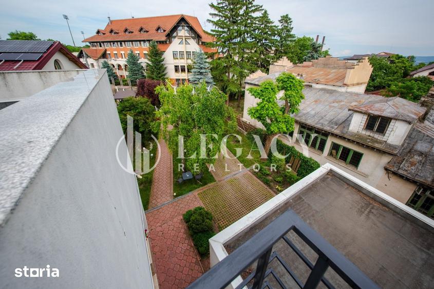 Casă cu Teren 1414 Mp în Copou