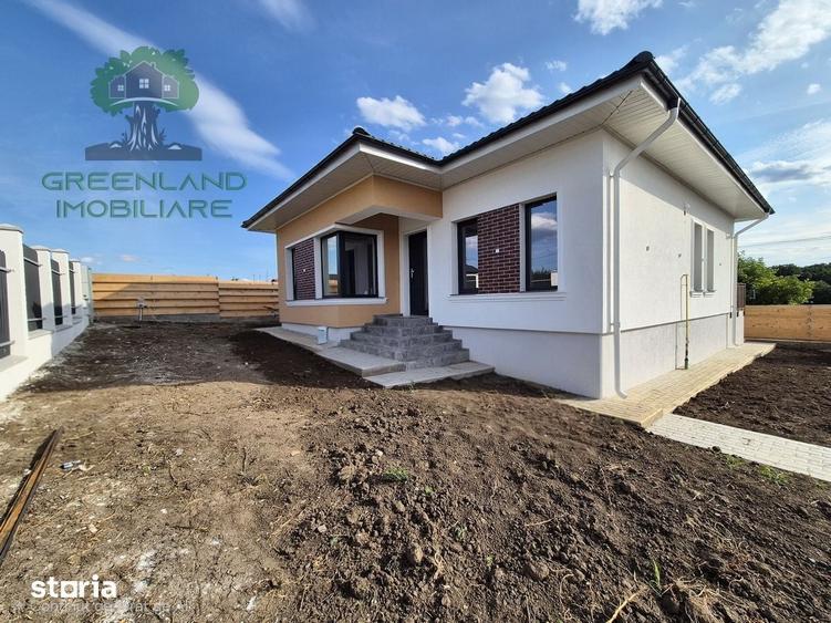Casă cu 4 camere cu Teren 350 Mp în Ciurbești