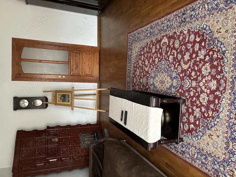 Casă cu 6 camere cu Teren 490 Mp în Vulcan