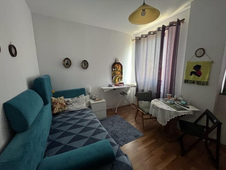 Apartament cu 2 camere decomandat, mobilat în Soarelui