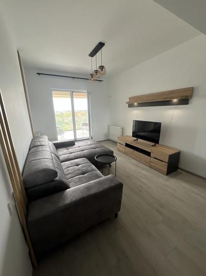 Apartament cu 2 camere decomandat în Lacul Morii