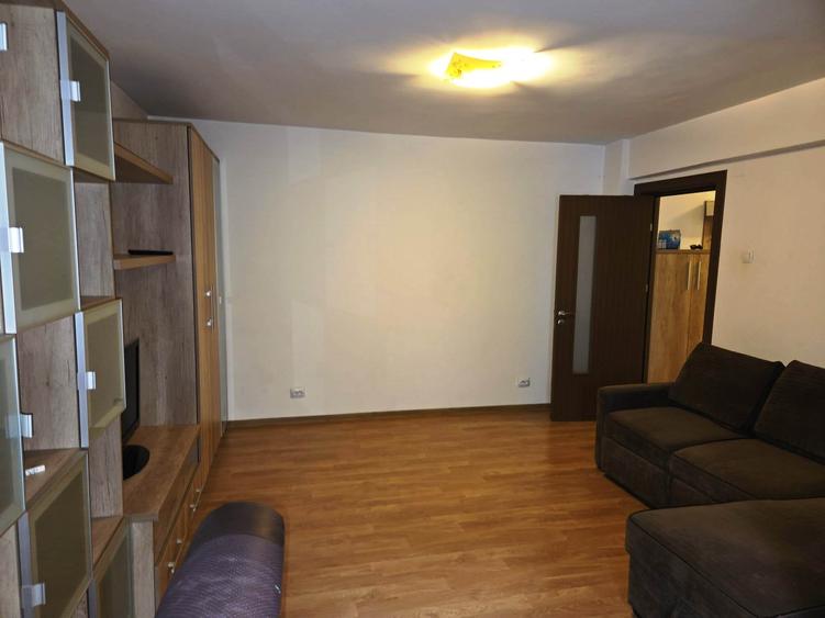 Apartament cu 2 camere decomandat în Lujerului