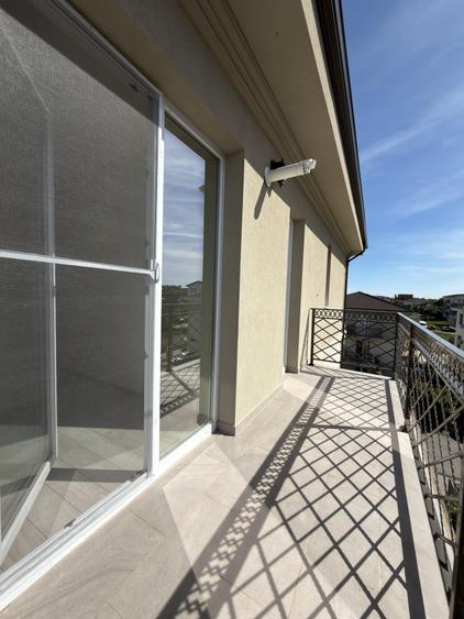 Apartament cu 3 camere decomandat în Giroc
