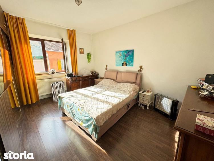 Apartament la casa , decomandat. 100 mp, 3 camere Centru Sibiu - 6