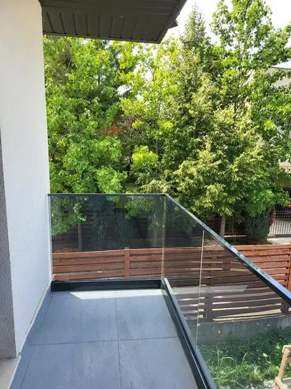 Casă cu 4 camere cu Canalizare în Corbeanca