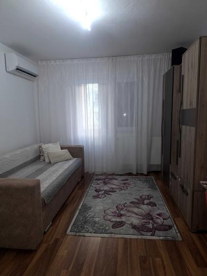 Apartament cu 2 camere semidecomandat în Viziru 3