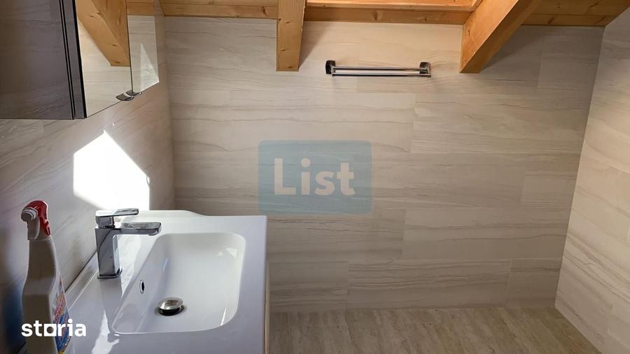 Casă cu 4 camere cu Teren 860 Mp în Șimian