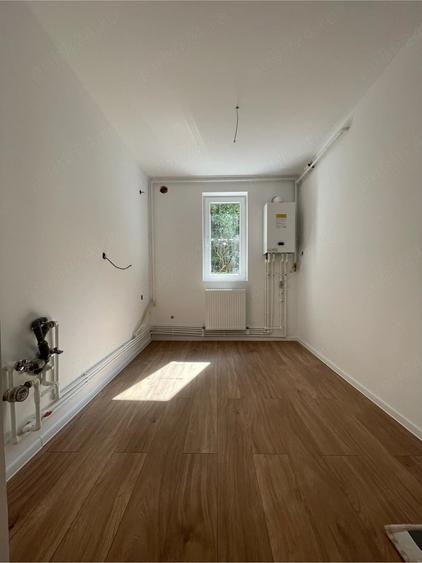 Apartament cu 2 camere semidecomandat în Est