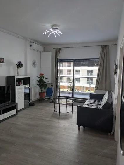 Apartament cu 2 camere semidecomandat în Nord