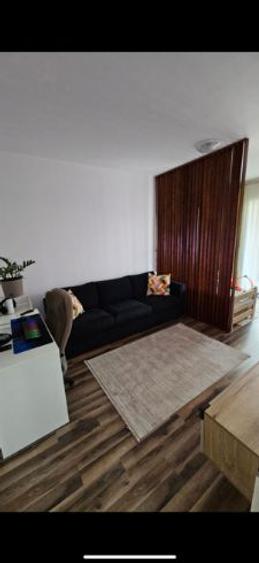 Apartament cu 2 camere decomandat în Giroc