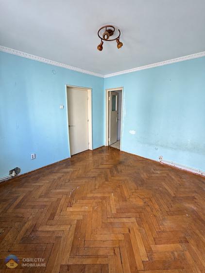 Apartament cu 2 camere semidecomandat în Precista