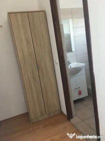 Garsonieră decomandată în Take Ionescu