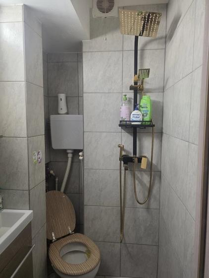 Apartament cu 2 camere semidecomandat în Pieptănari