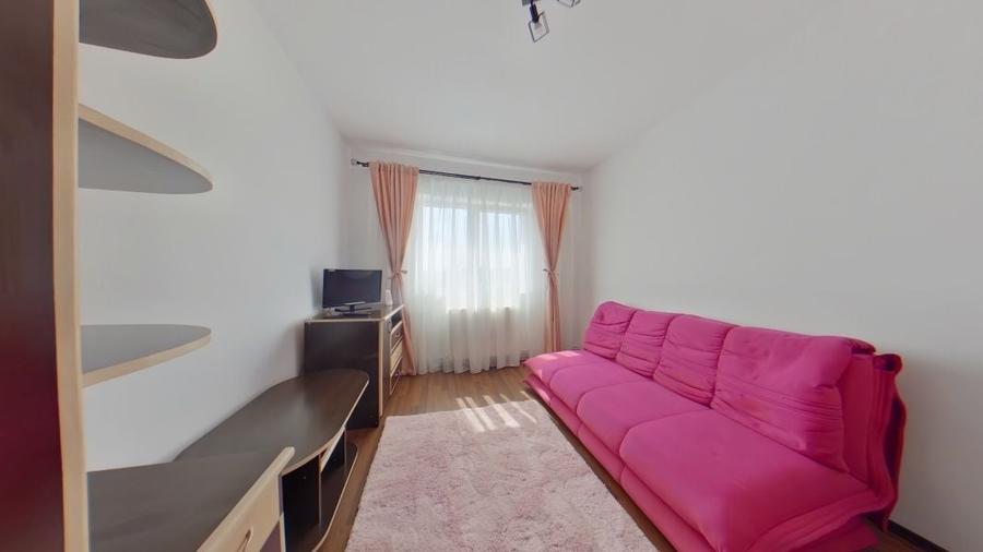 Apartament cu 3 camere decomandat în Central