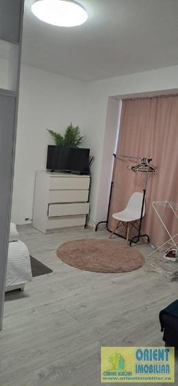 Garsonieră decomandată în Nord
