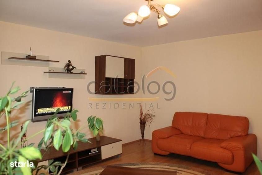 Apartament cu 2 camere decomandat în Tineretului — fotografia 2