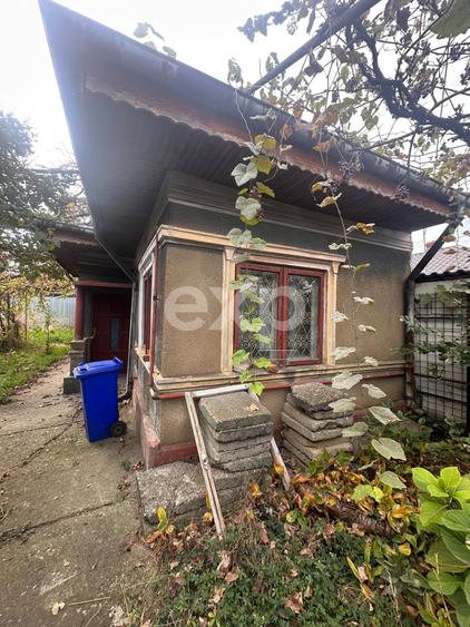 Casă individuală cu 5 camere cu Canalizare în Colentina